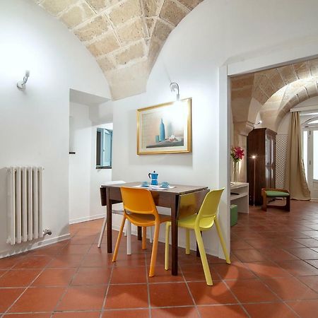 Goodstay Corte Del Vescovo Lecce Exterior foto
