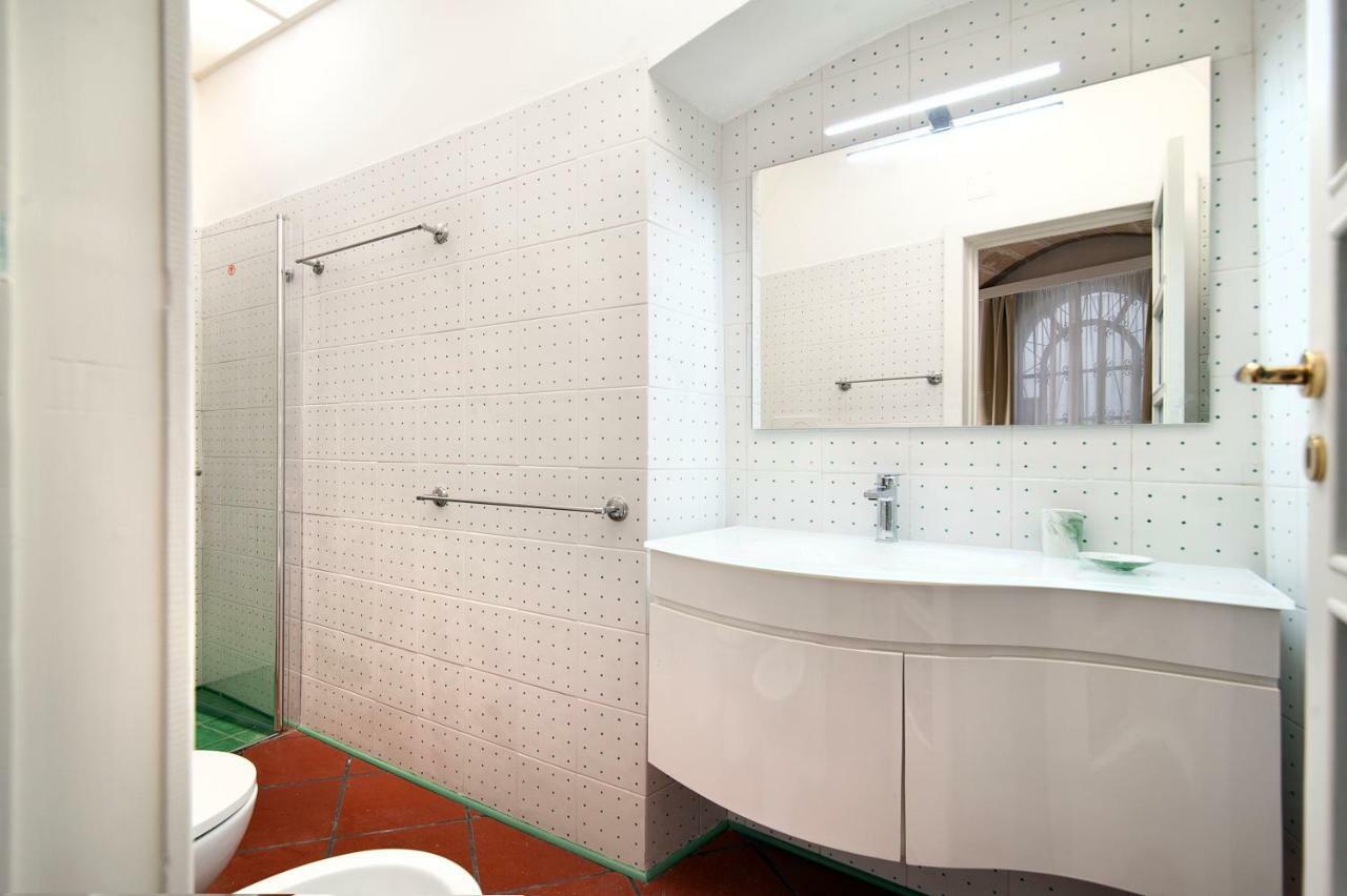 Goodstay Corte Del Vescovo Lecce Exterior foto